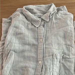 Aritzia shirt